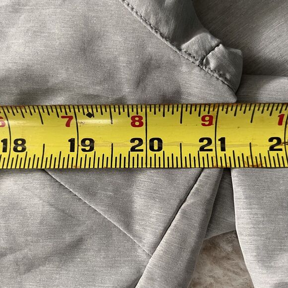 Nike Lightweight Asymmetrical Windbreaker Jacket Lt.Grey Sz L RN 56323 CA 05553 - Picture 12 of 16